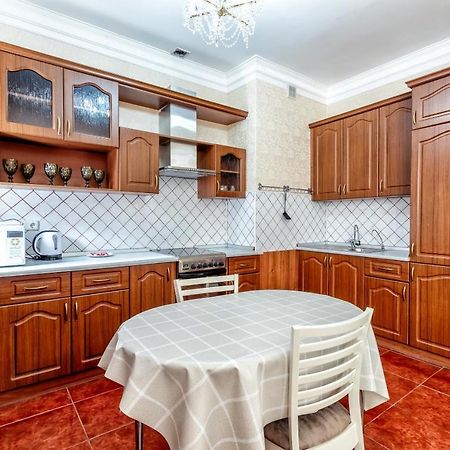 Нурсая Astana Extérieur photo